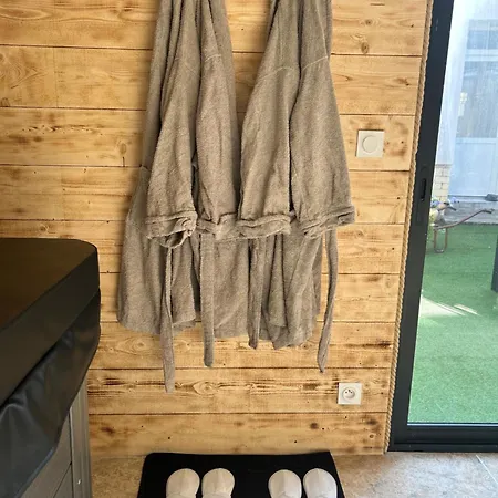 Maison Avec Jacuzzi Privatif Дом отдыха *